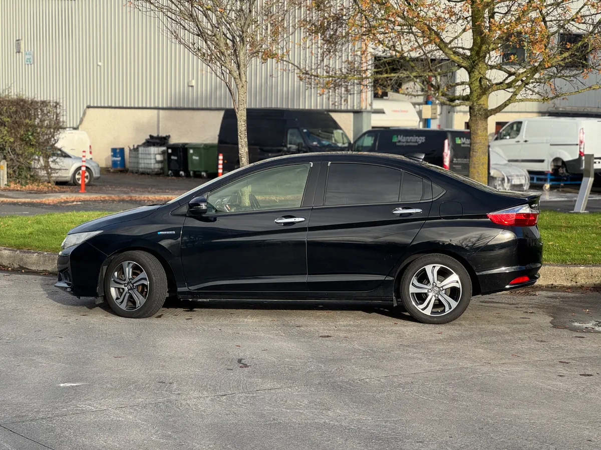 Honda Grace 2016 - Image 2