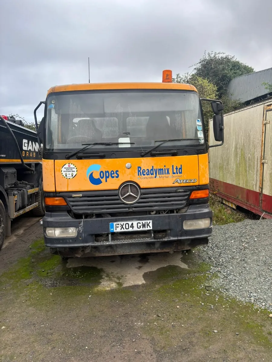 Mercedes-Benz Other 2004 - Image 2