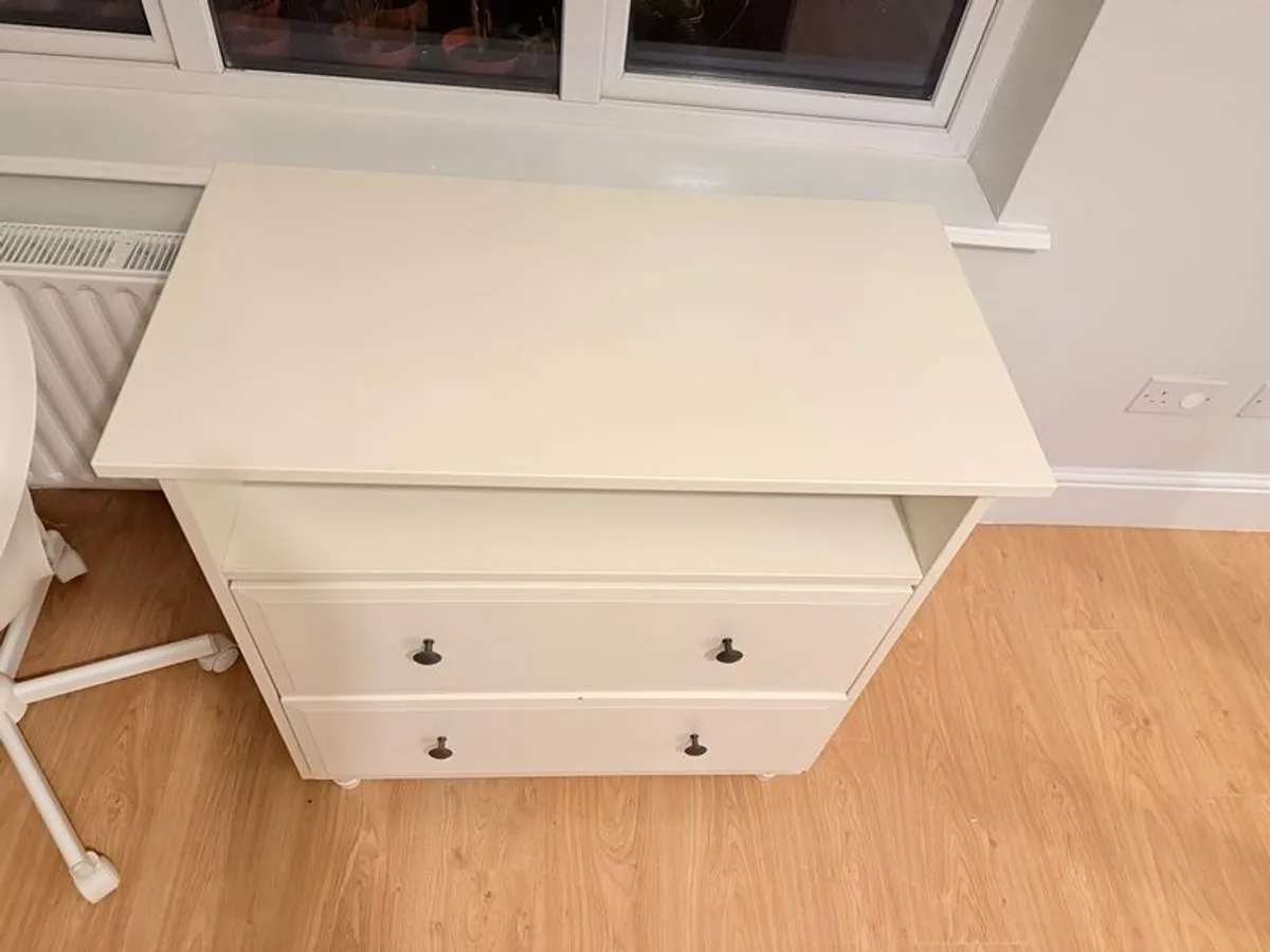 chest or drawers - Image 3