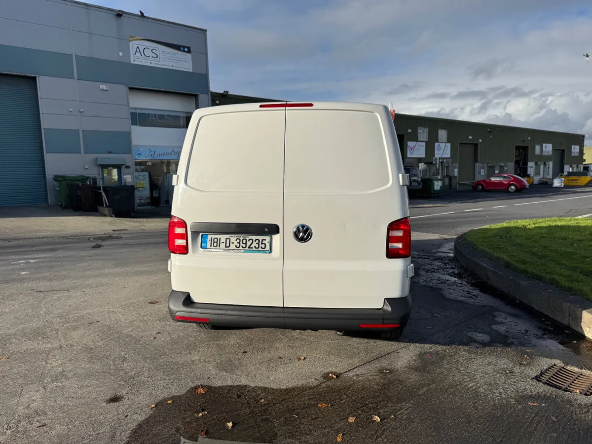 Volkswagen Transporter 2018 - Image 4