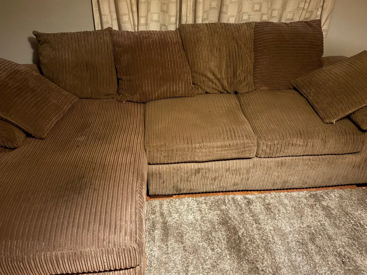 Couch - Image 3