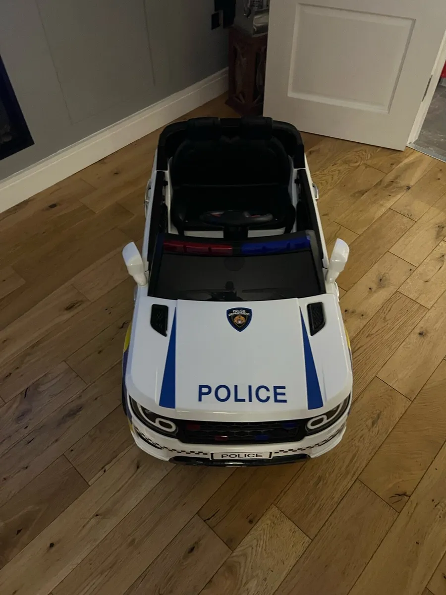 Ride on Police Car - Image 1