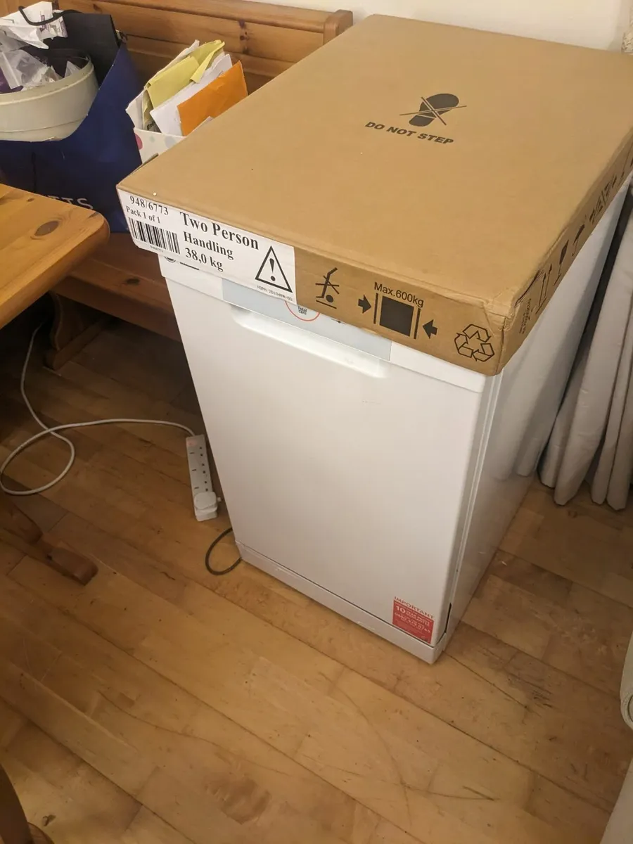 Dishwasher - Image 1