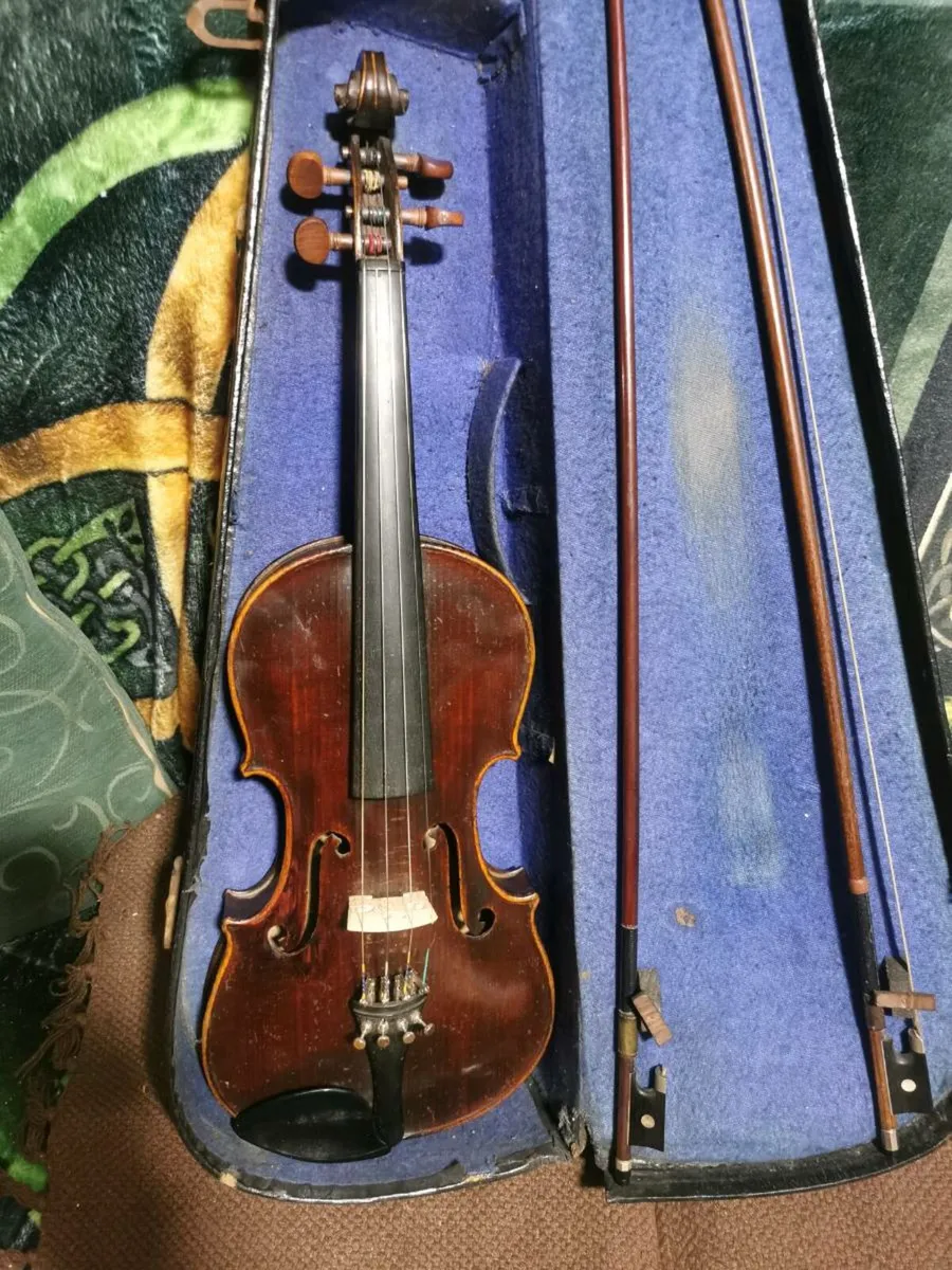 Full size Violin early 1900s - Image 1