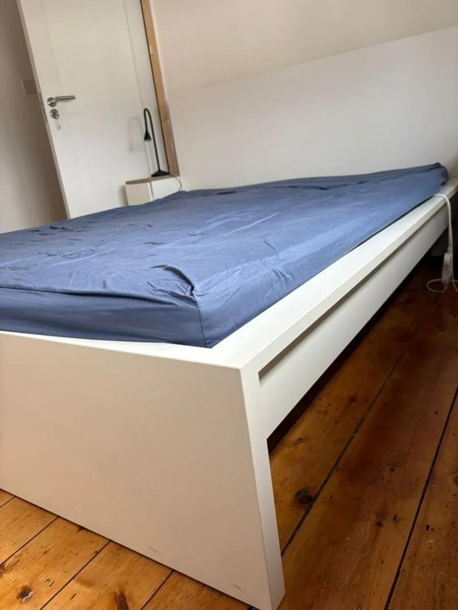 king bed with mattress - Image 3