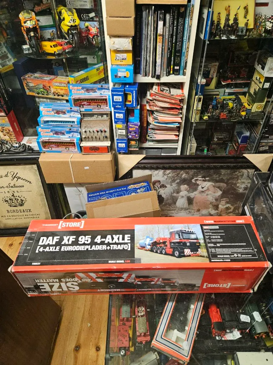 Corgi WSI Tractor Unit and Low Loader Trailer 1.50 - Image 1