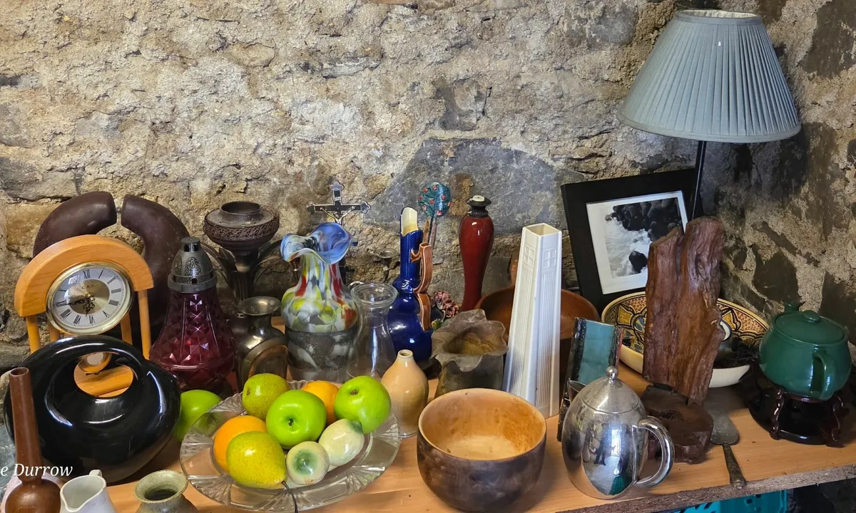 Joblot of vases and Home Decor - Image 2