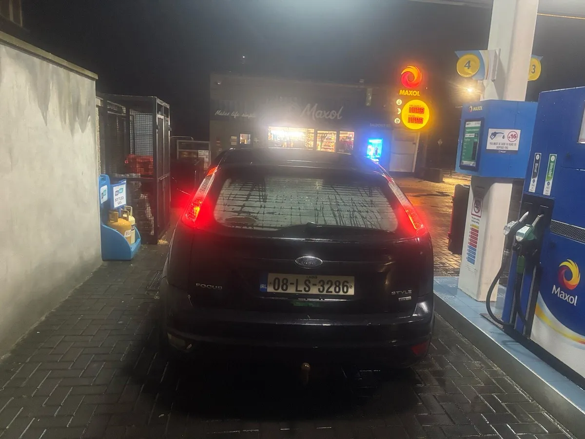 Ford Focus - Image 4