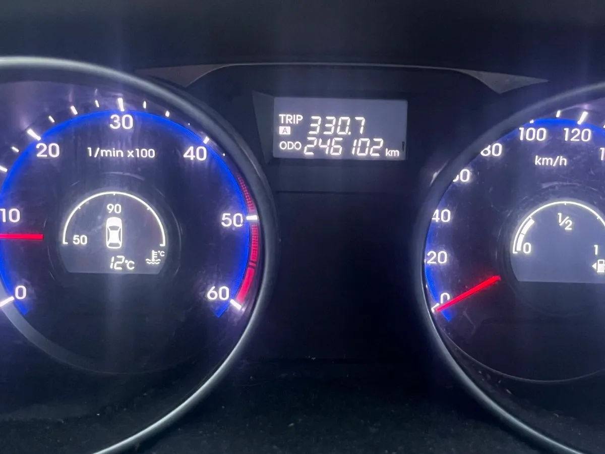 Hyundai ix35 2010 - Image 4