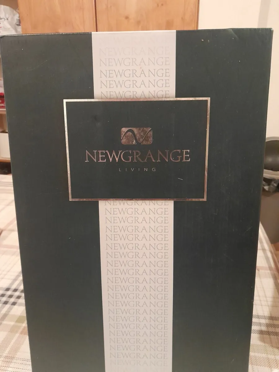 Set Newgrange  wine glasses - Image 1