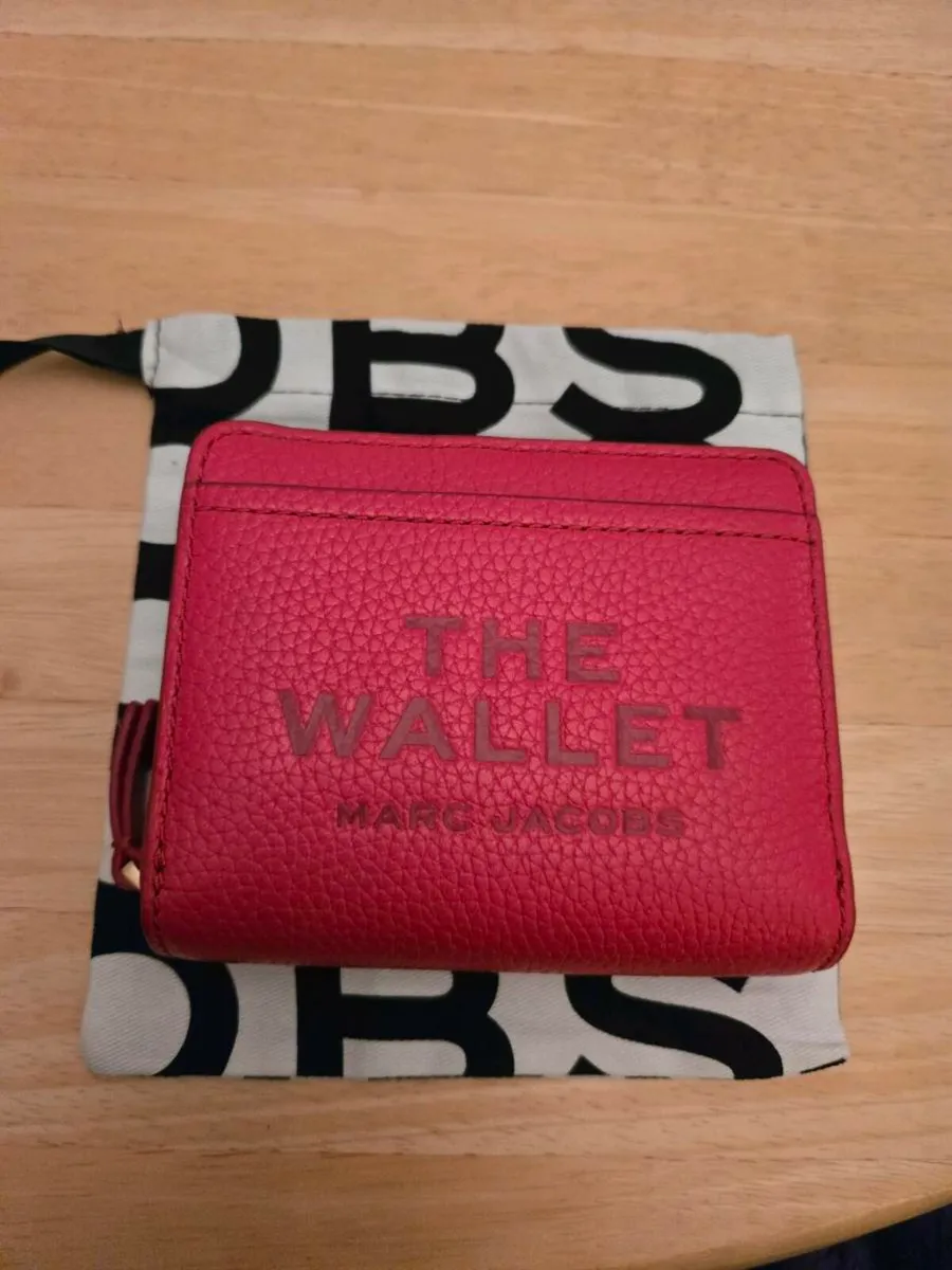 Marc Jacobs Wallet - Image 1