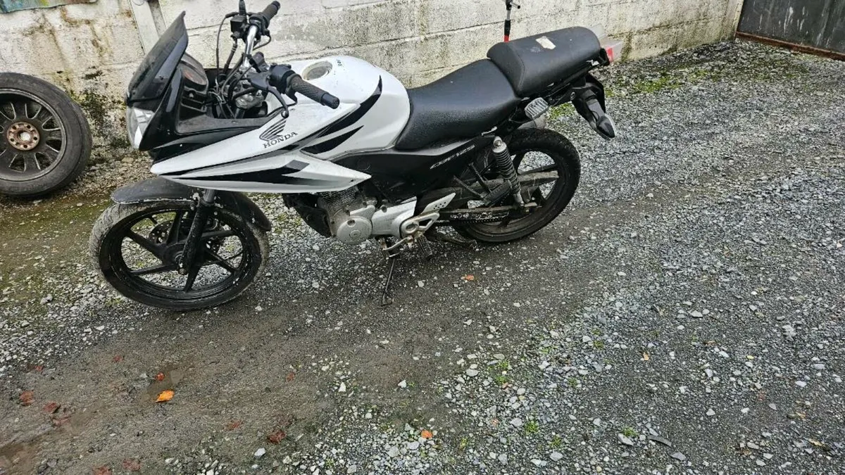 2012 cbf 125 - Image 2