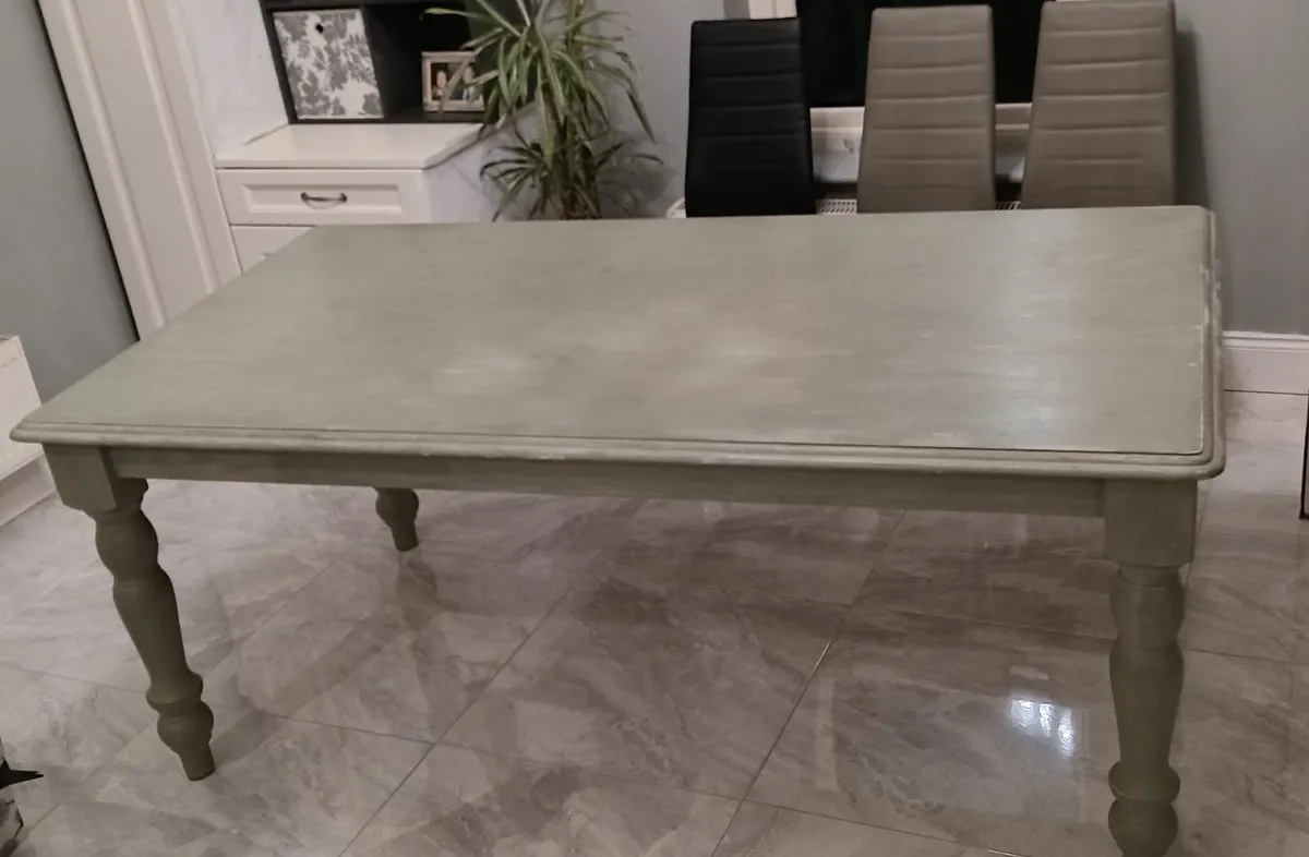 Dining table / kitchrn table - Image 1