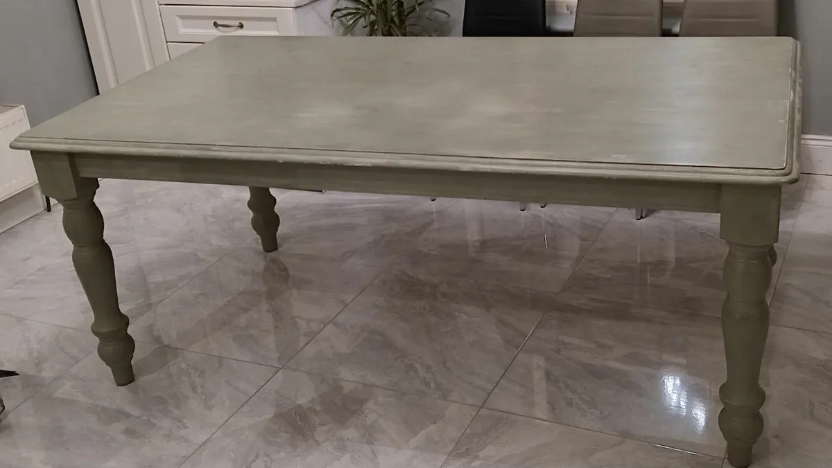 Dining table / kitchrn table - Image 2