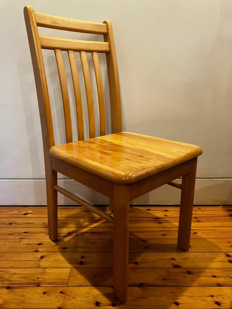 Table and four chairs free to take away - Image 2