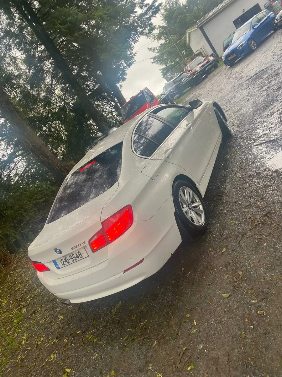 2012 520d bmw - Image 2