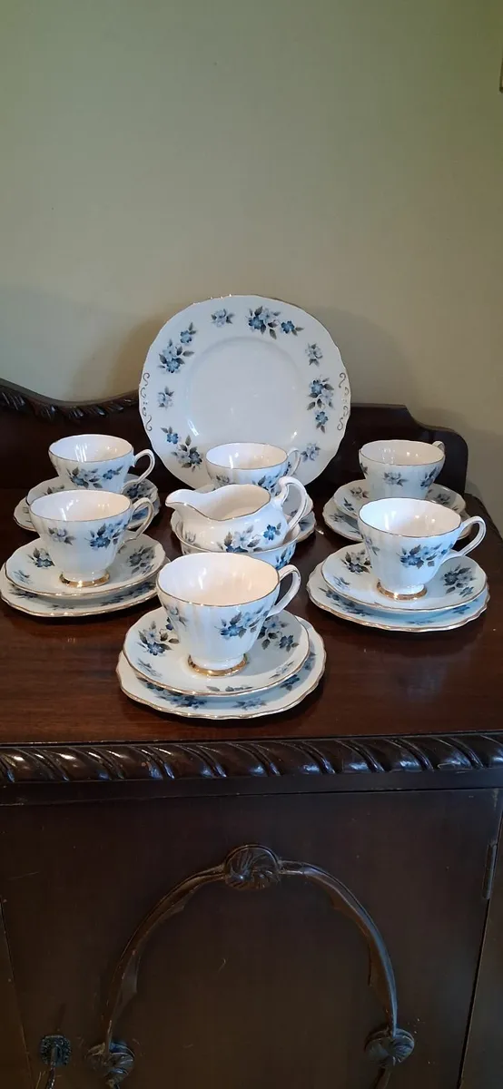 Mid-century china tea set. - Image 1