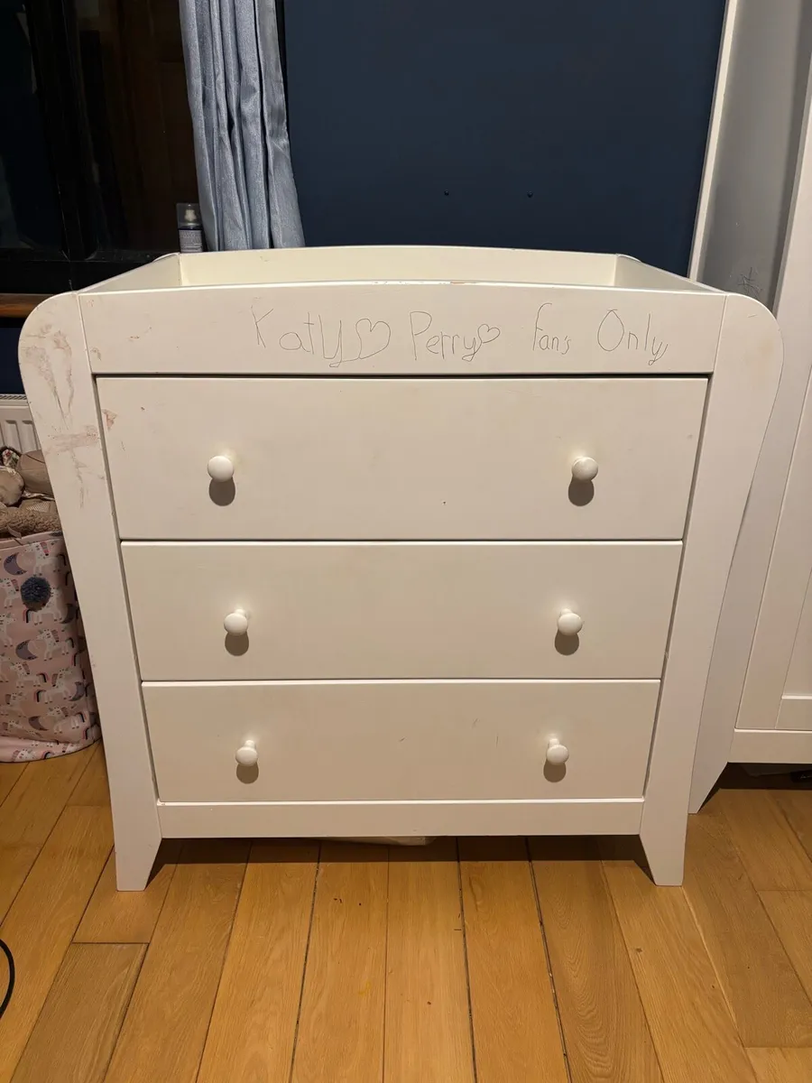 Children’s bedroom furniture - Image 2