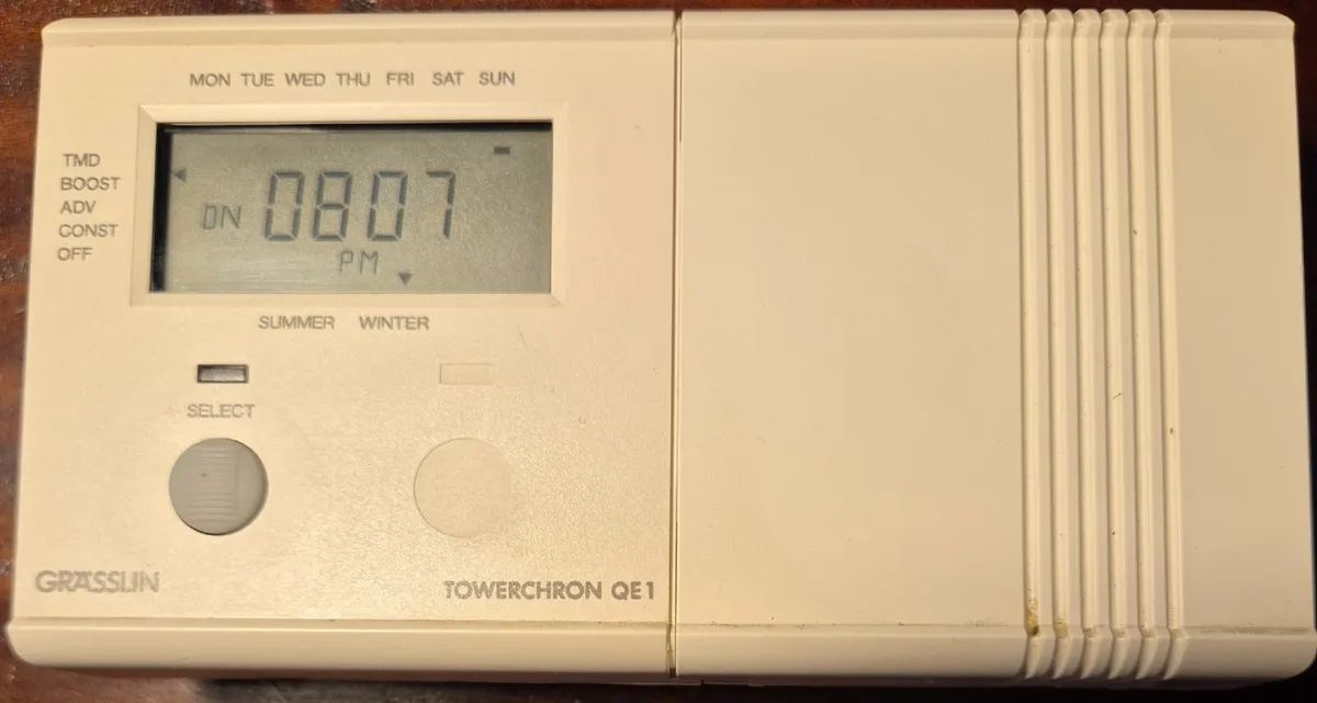 Heating controller Grasslin Towerchron QE1 - Image 1