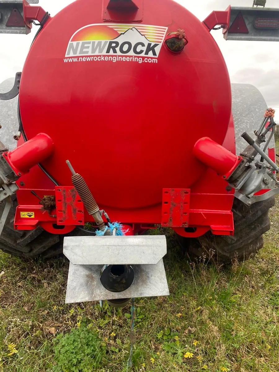 Newrock slurry tanker - Image 2