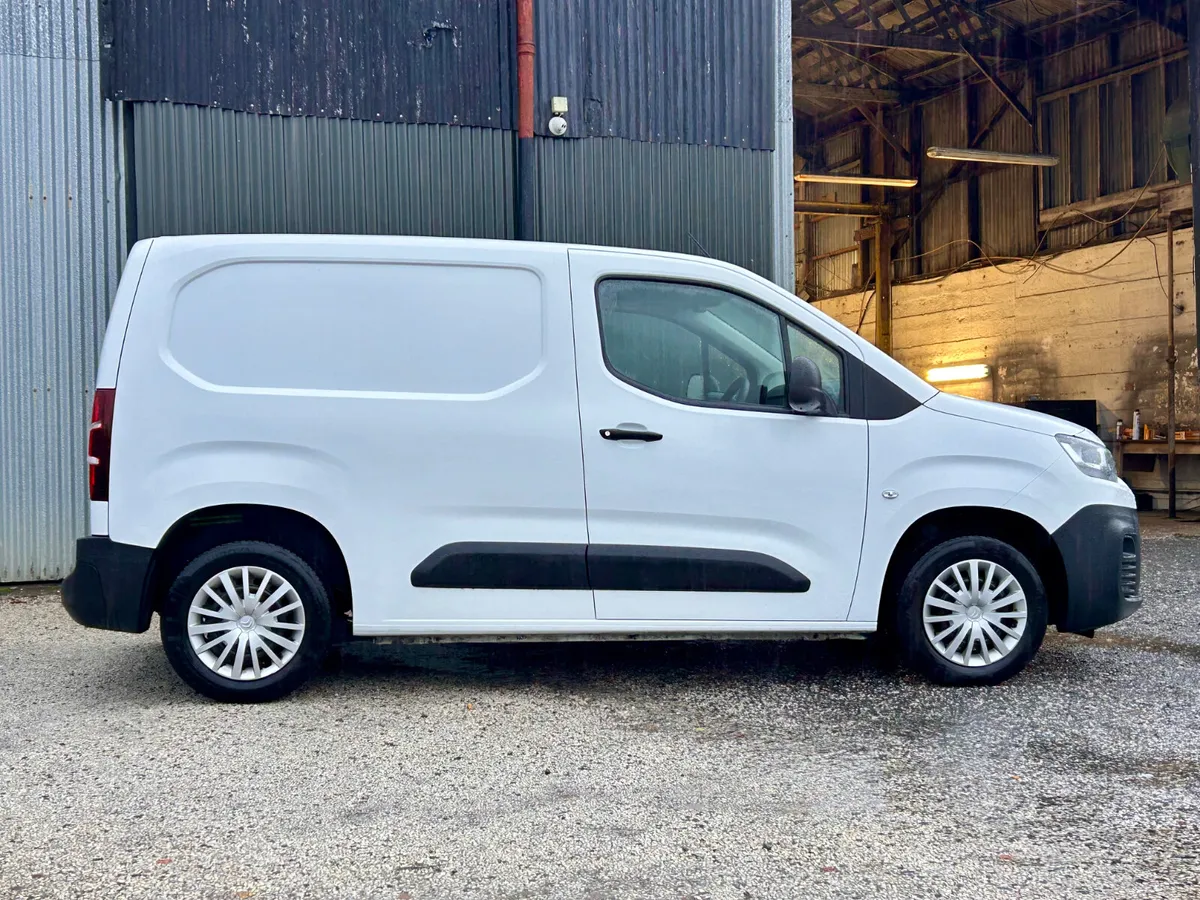 Citroen Berlingo 2020 low mileage - Image 3