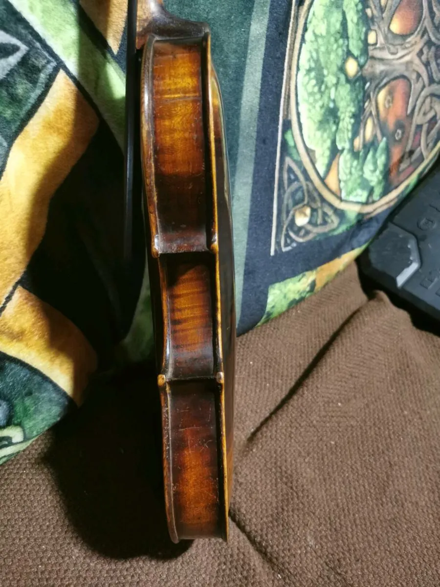 Old Full size Violin - Image 4