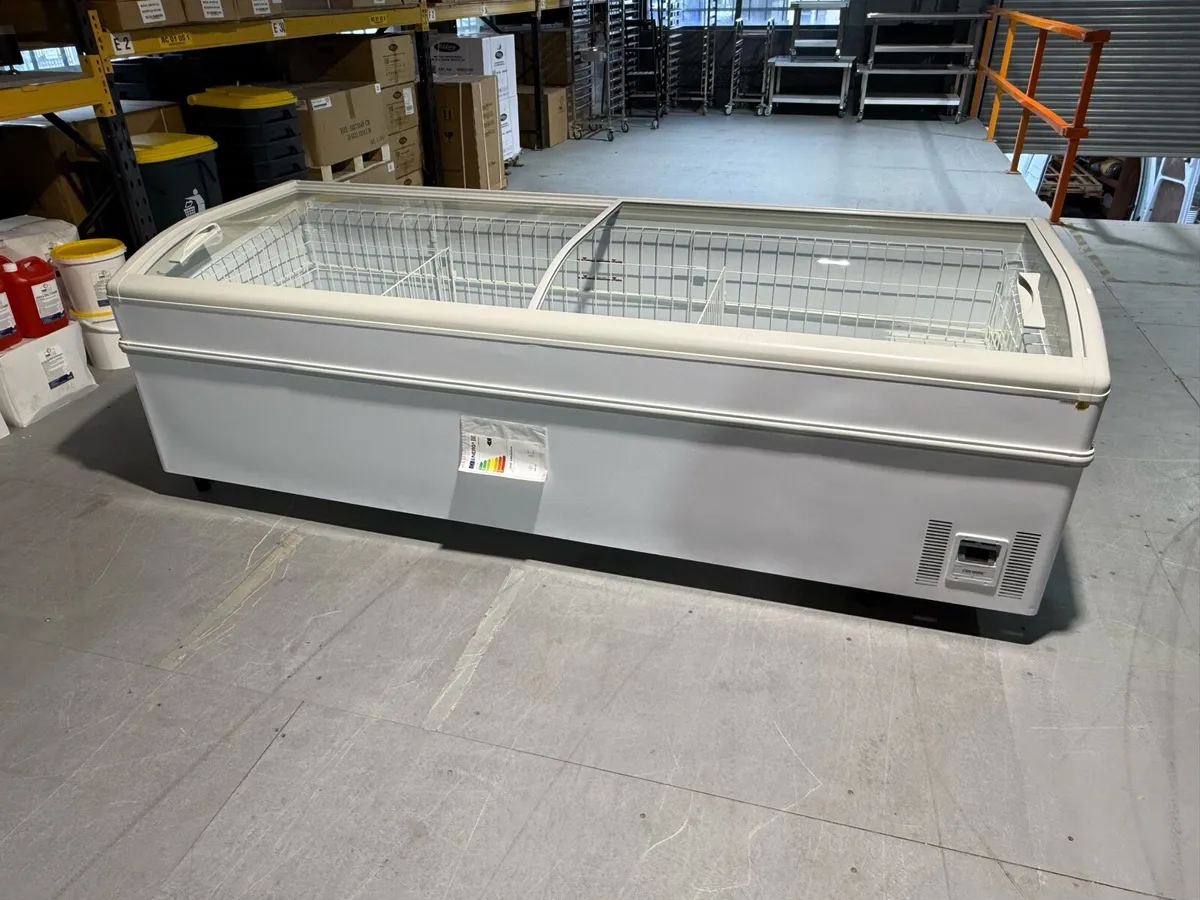 2.5m NEW CHEST FREEZERS - Image 3