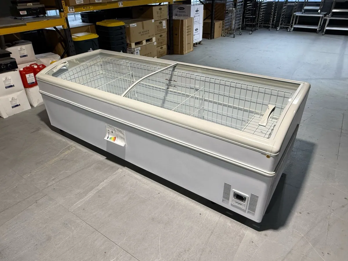 2.5m NEW CHEST FREEZERS - Image 4
