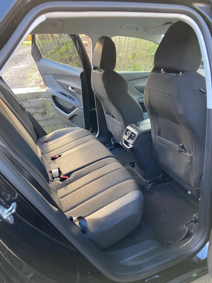 Peugeot 3008 2019 - Image 3