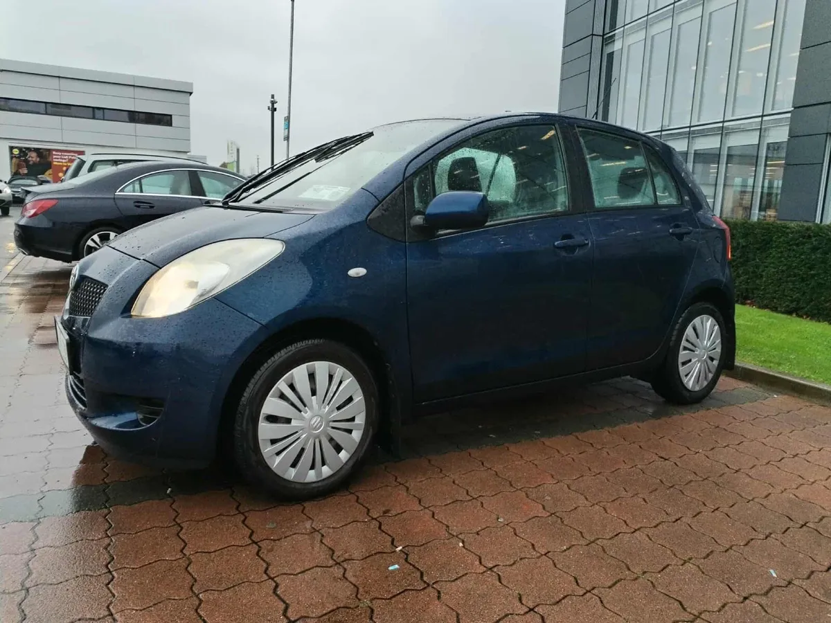 Toyota yaris 1.0 Petrol automatic - Image 3