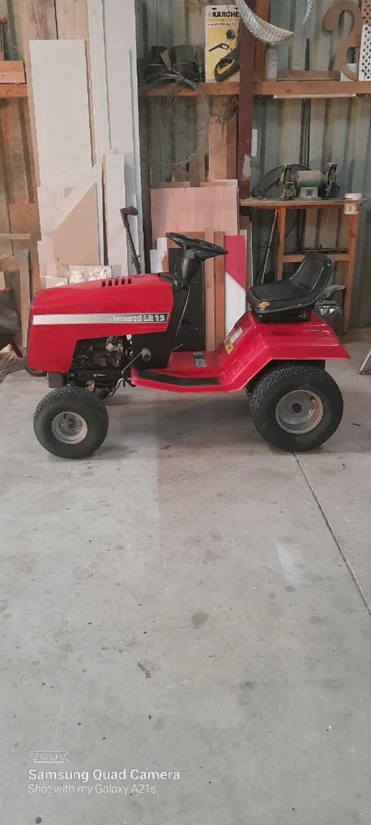 Tractor Lawnmower - Image 2