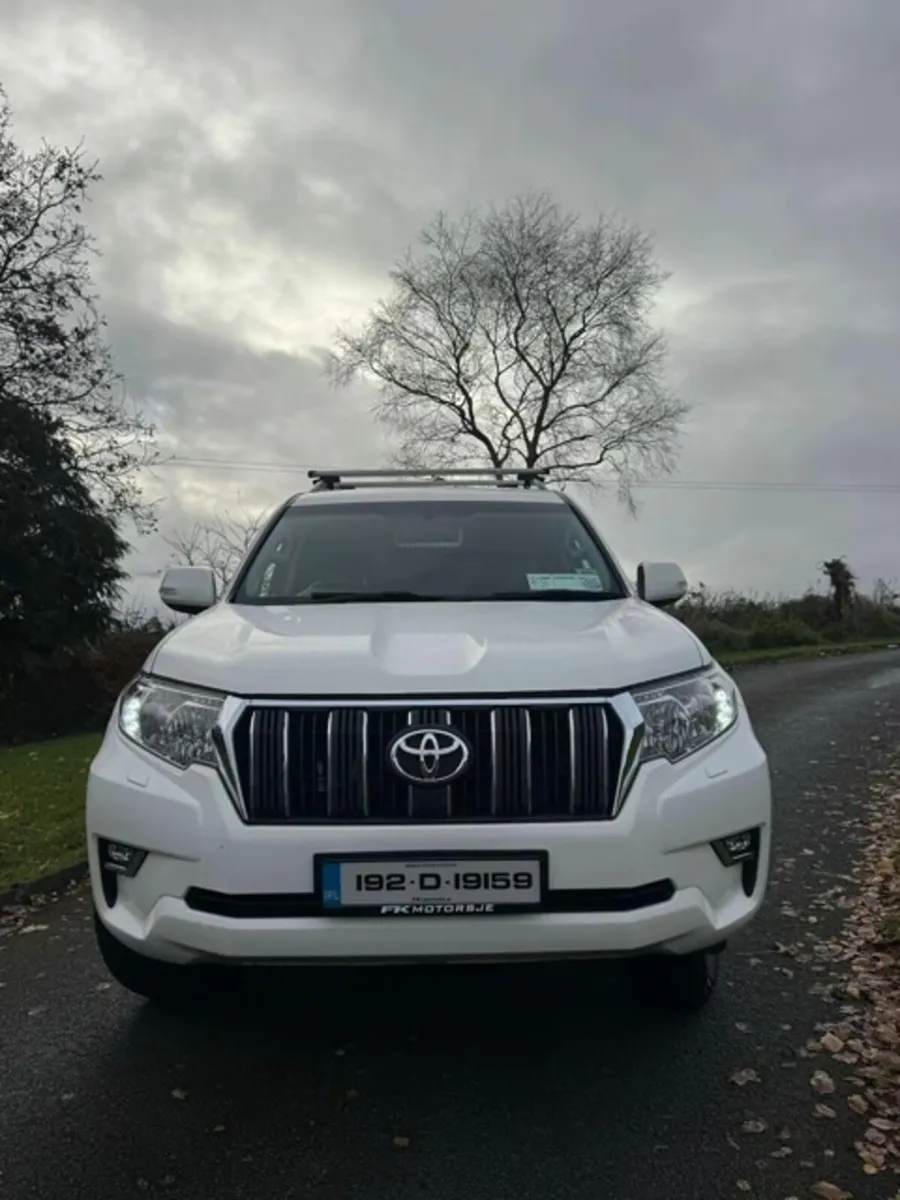 Toyota Land Cruiser 2019 LWB + vat - Image 4