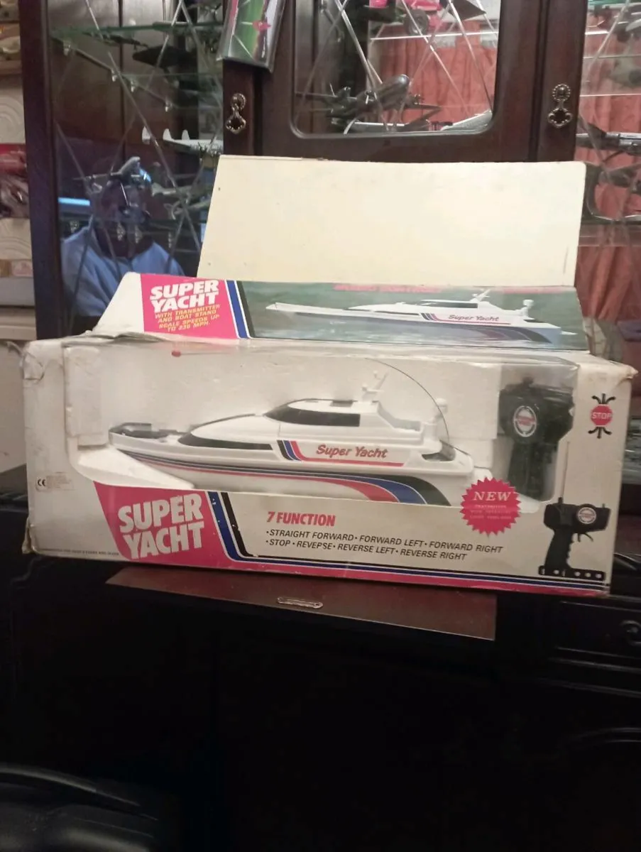 SUPER YACHT 7 FUNCTION RADIO CONTROL  DIE - MODLE - Image 1