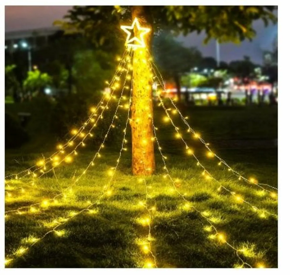 Christmas Tree 400 LED Curtain with 16 Strands - Image 1