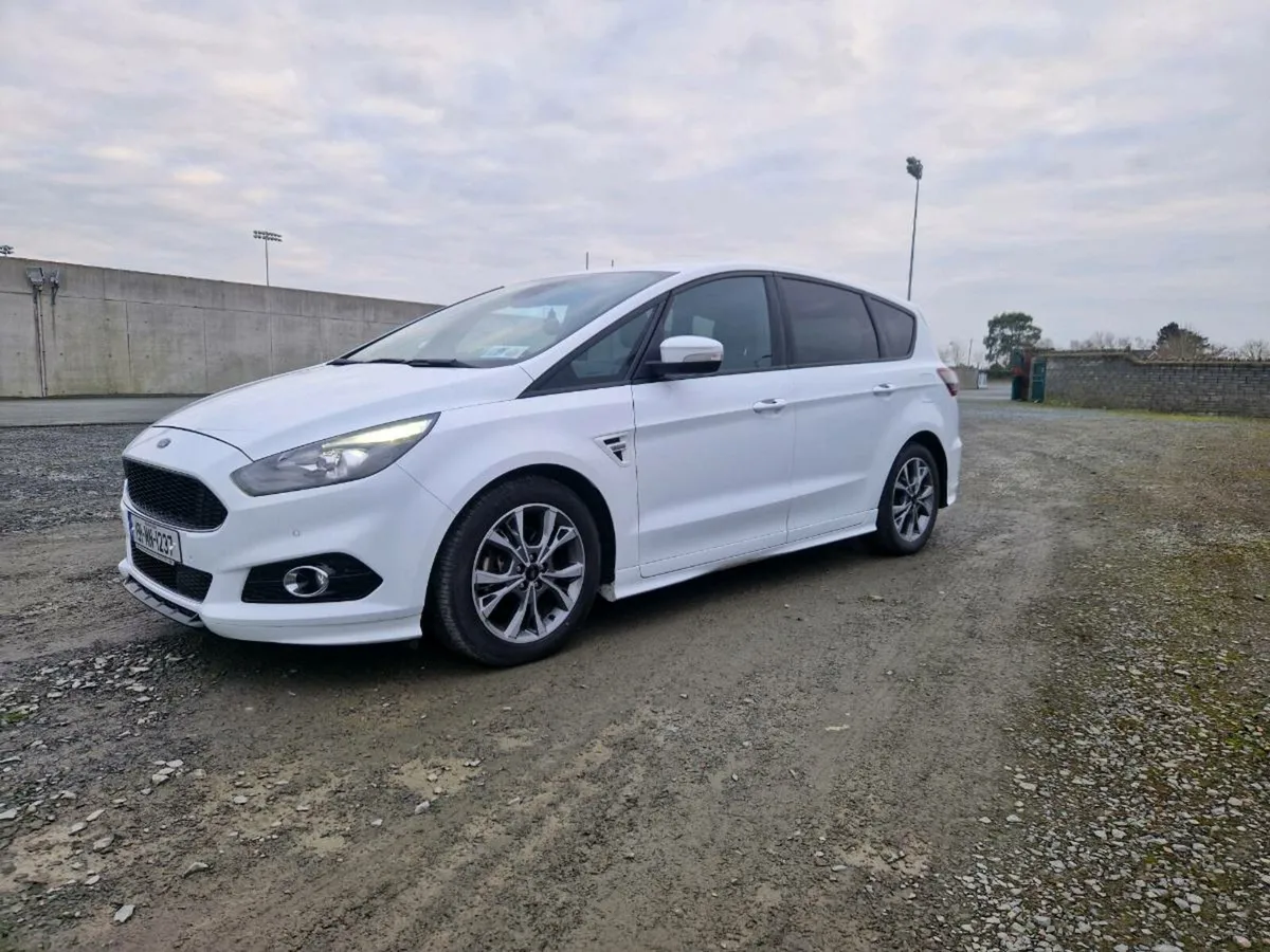 Ford S-Max ST-Line 2.0 TDCi 190BHP - Image 2