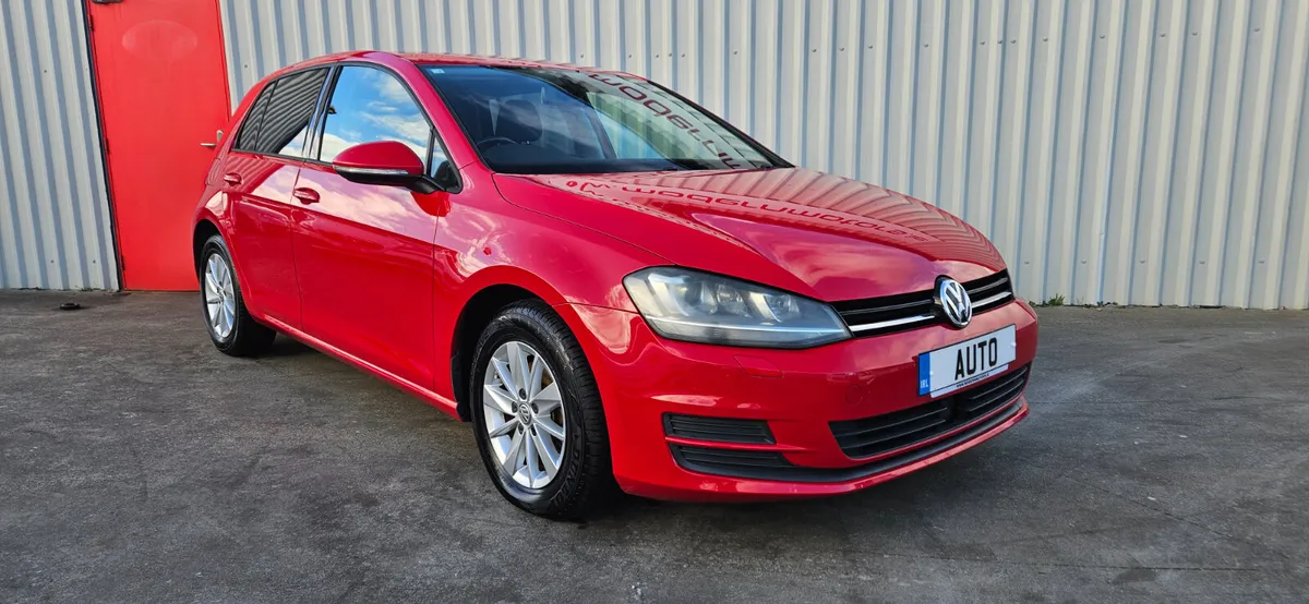 Volkswagen Golf automatic 1.2 tsi comfort low kms - Image 2