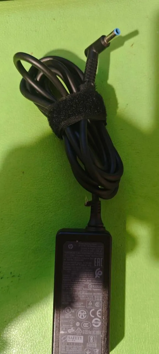 HP 45W 19.5V 2.31A  Adapter Charger Power Supply - Image 3