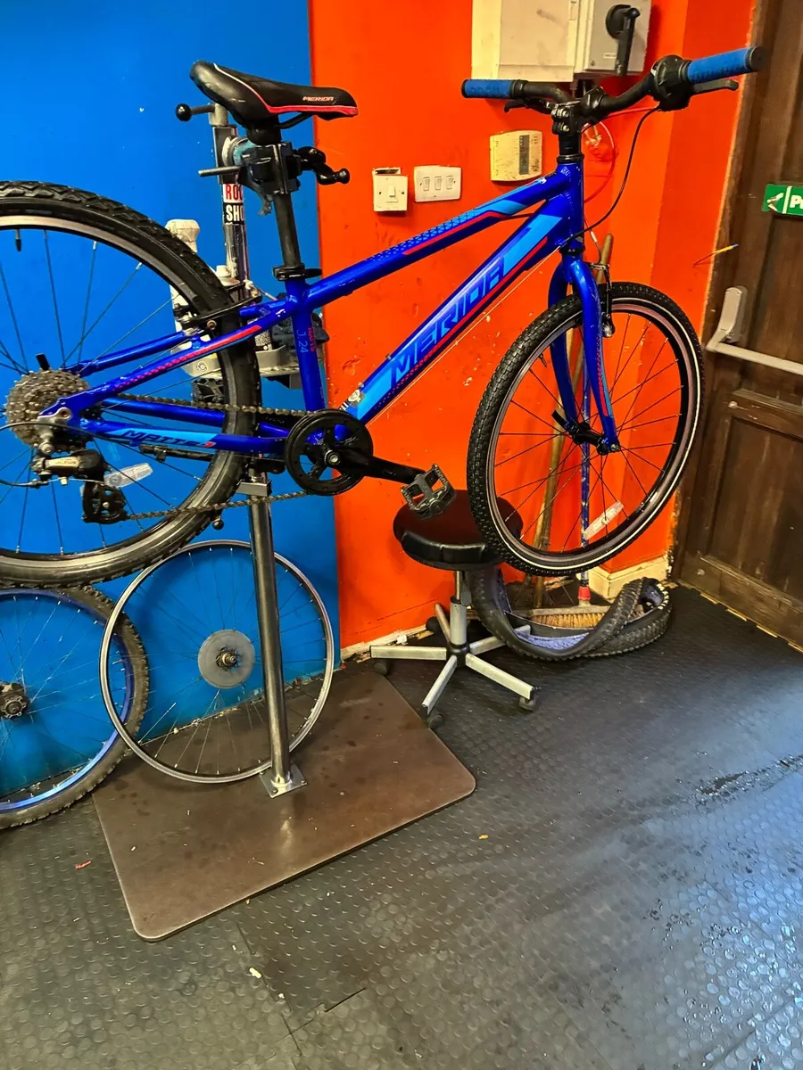 Mountain bike - Image 4