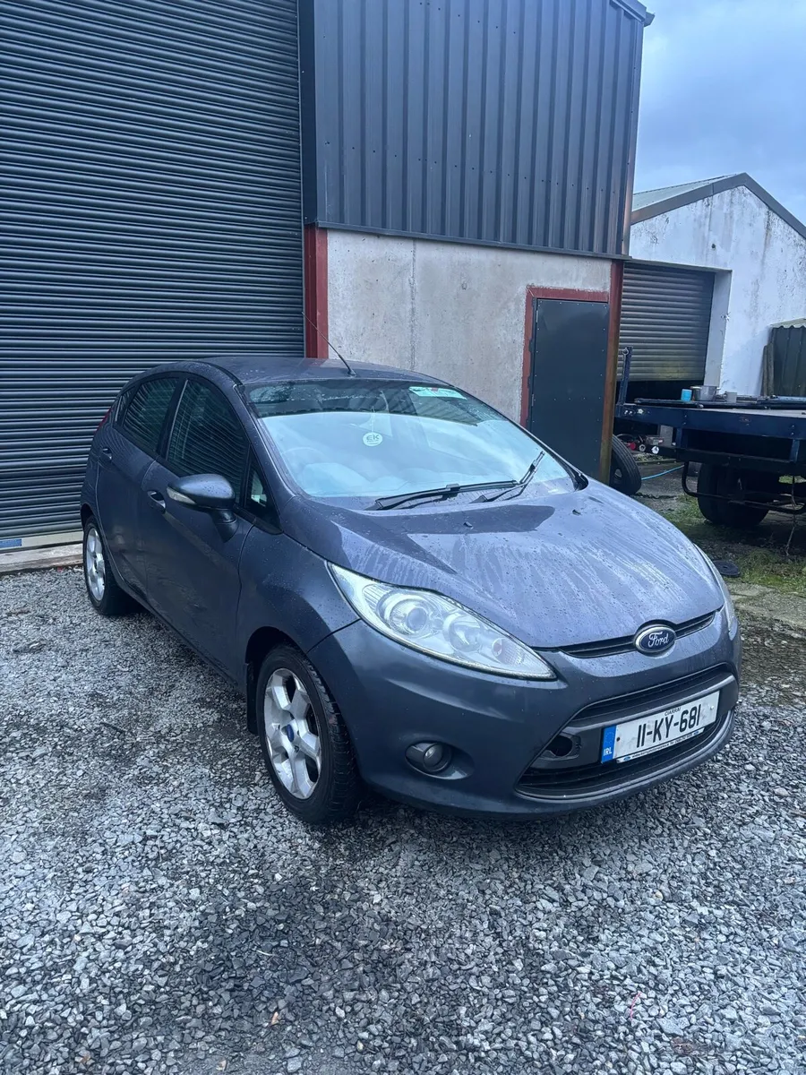 2011 Ford fiesta - Image 1