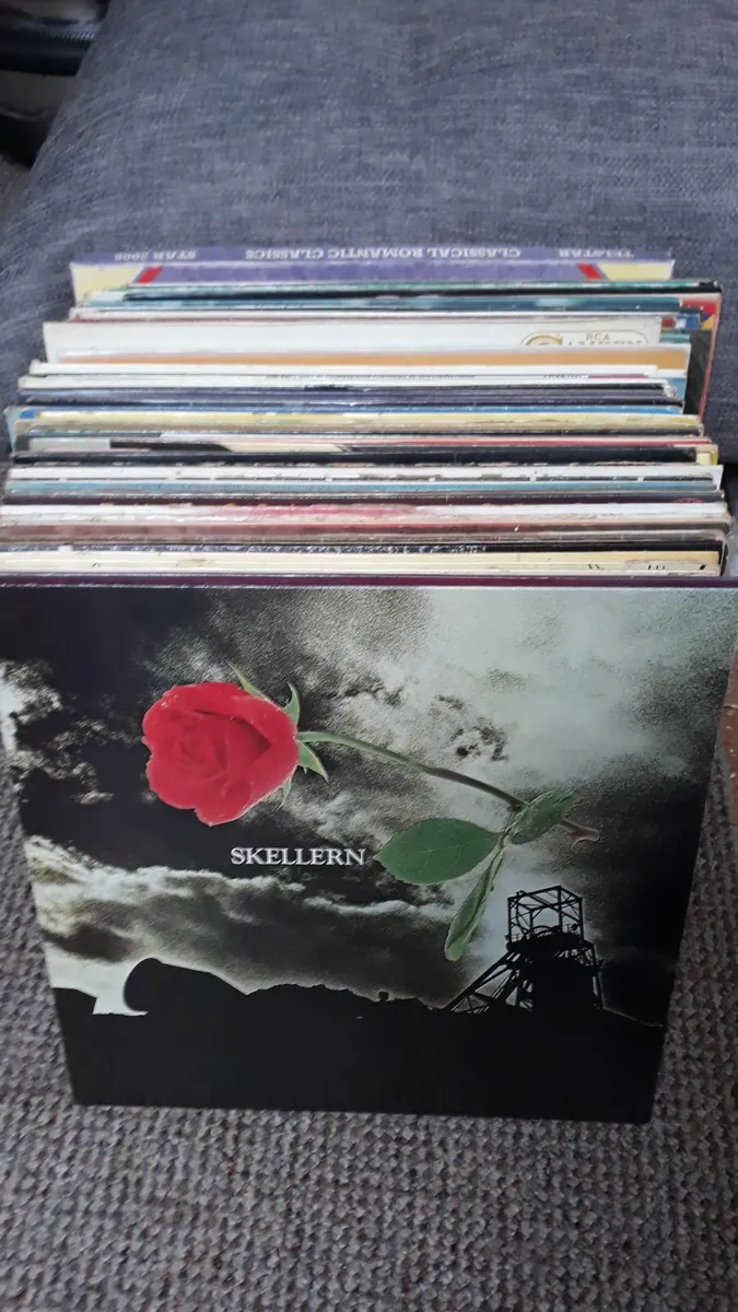 70 Vintage Vinyl LP's - Image 1