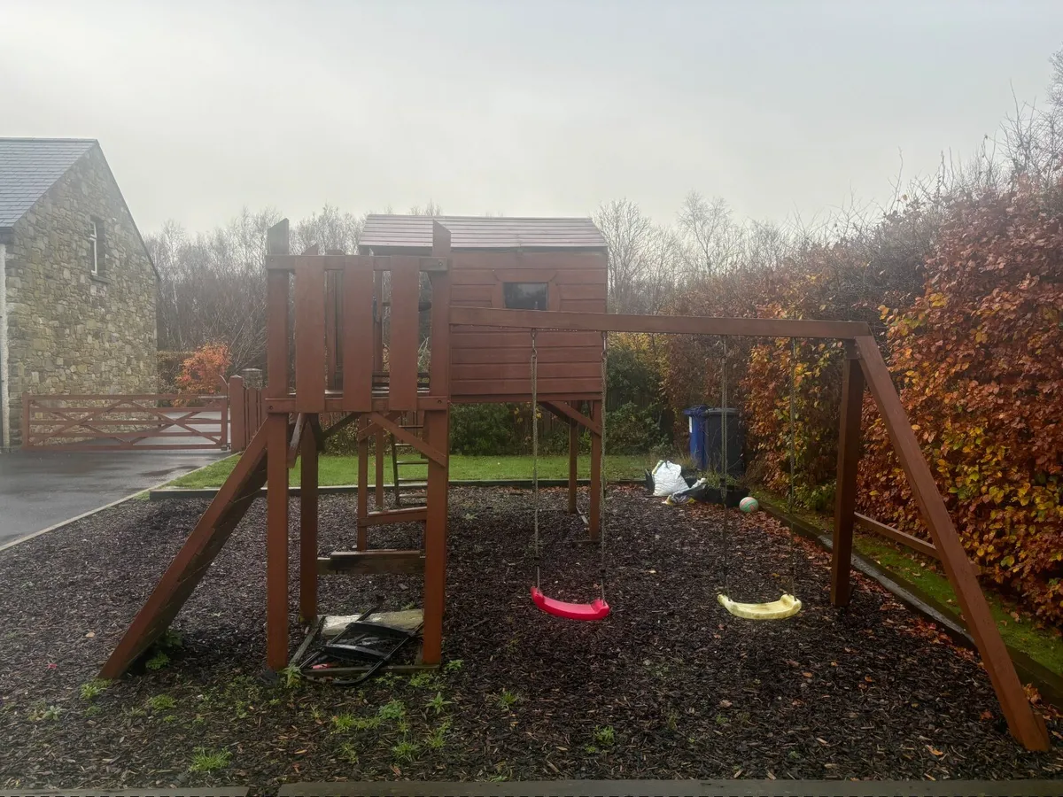 Kids climbing frame - Image 2