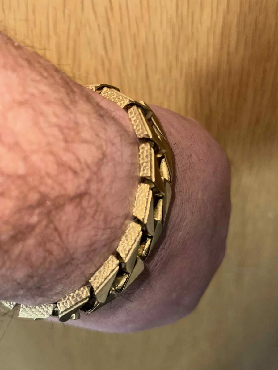 9ct Gold Men’s Chaps Bracelet 92 Grams - Image 2