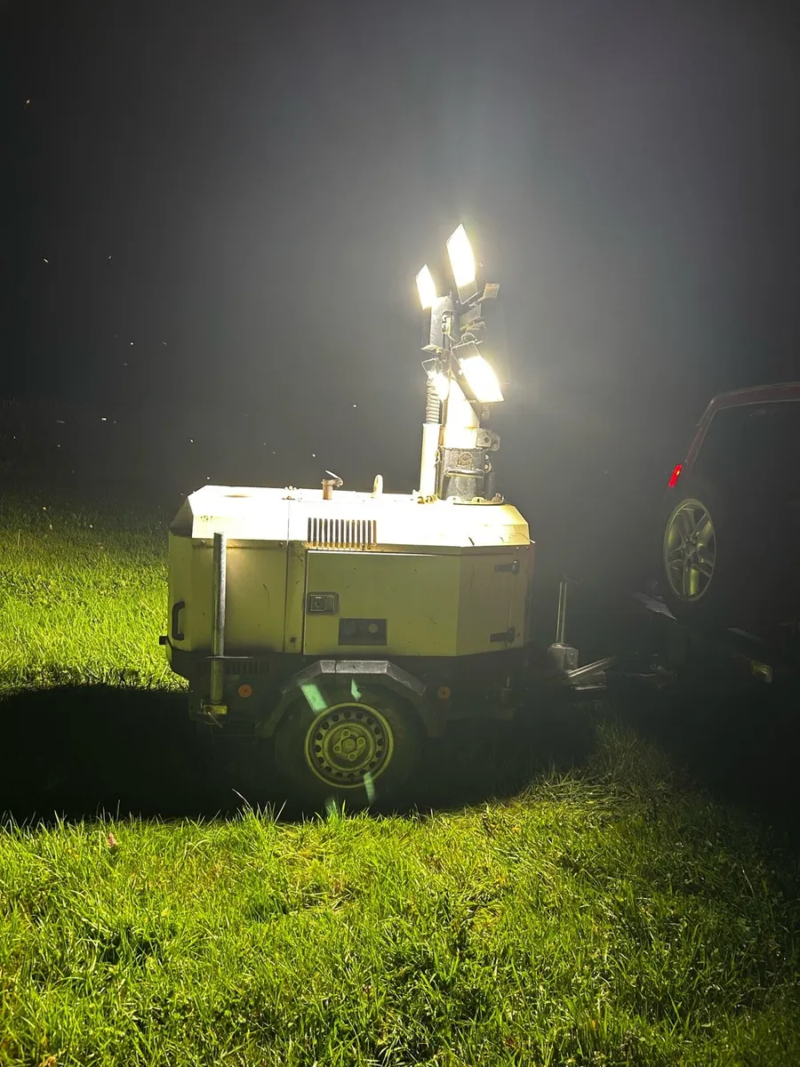 Generator Light Tower - Image 1