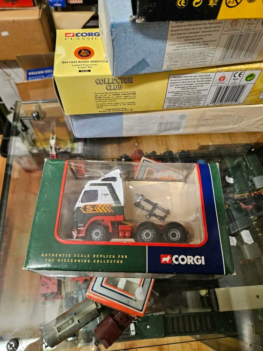 Corgi Volvo Eddie Stobart Tractor Unit 1.50 - Image 1