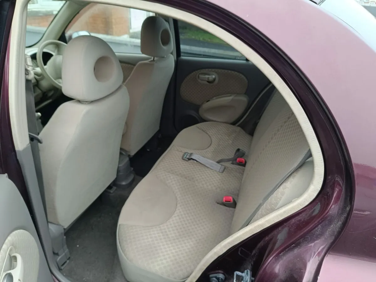 07 automatic nissan march - Image 3