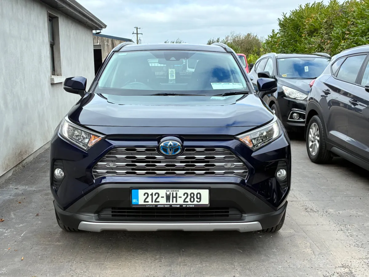 Toyota RAV4 2021 - Image 2