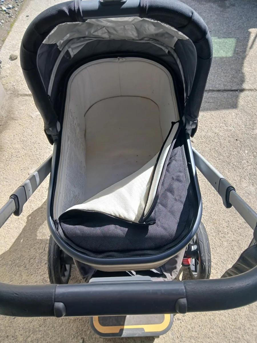 Uppababy Vista Buggy ,Rumble Seat & Buggy Board - Image 1