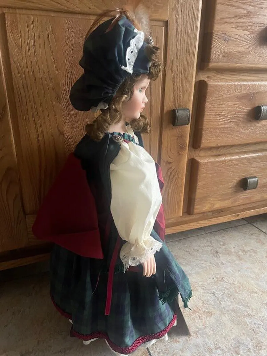 Porcelain dolls - Image 3