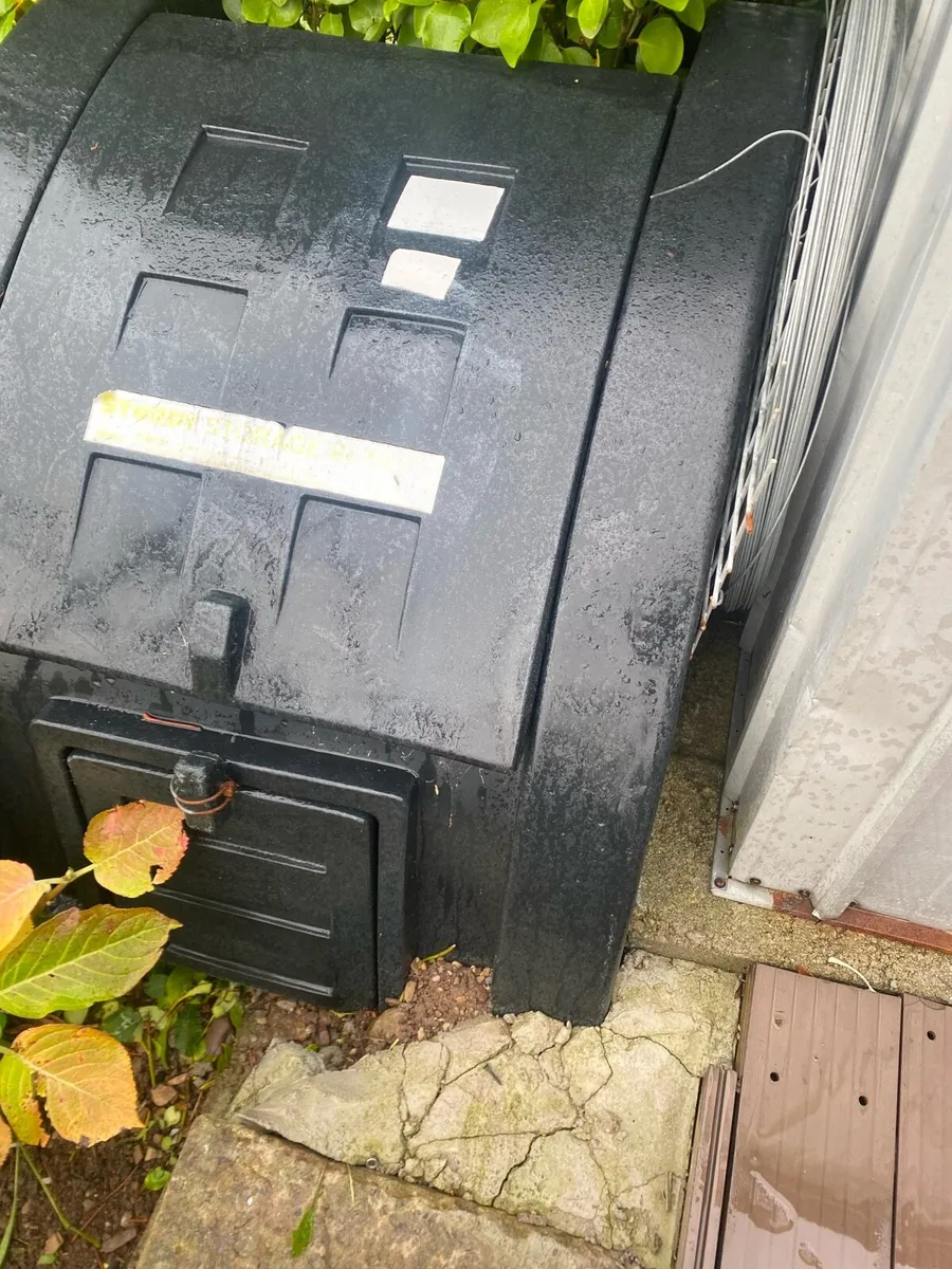 Coal bunker 6 bags - Image 1