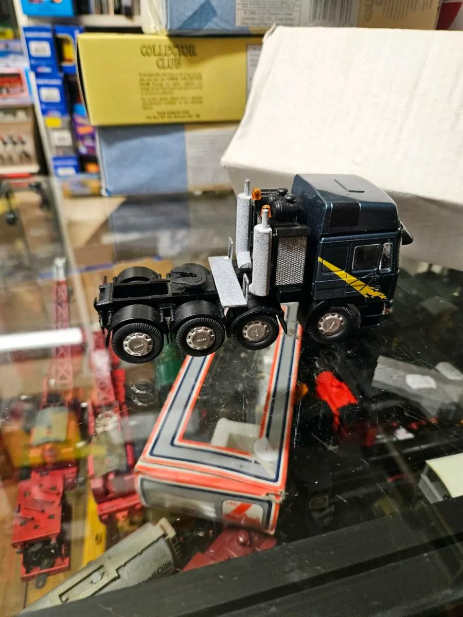 Corgi Conrad MAN Tractor Unit 1.50 - Image 2